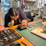Load image into Gallery viewer, Jewellery Making Classes - One hr class
