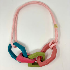 Maca Links Necklace, pink and green