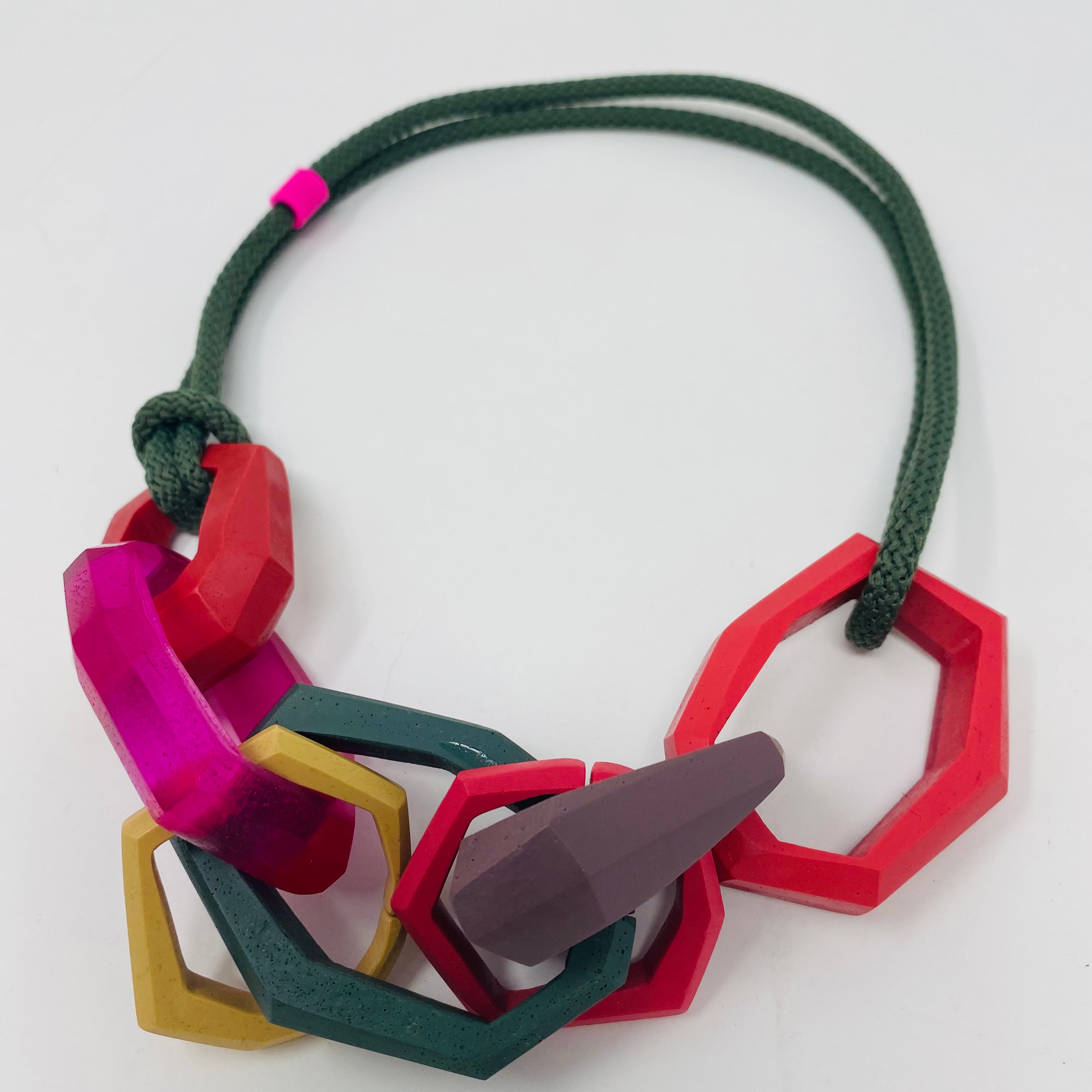 Links Necklace, Olive green and Fuchsia