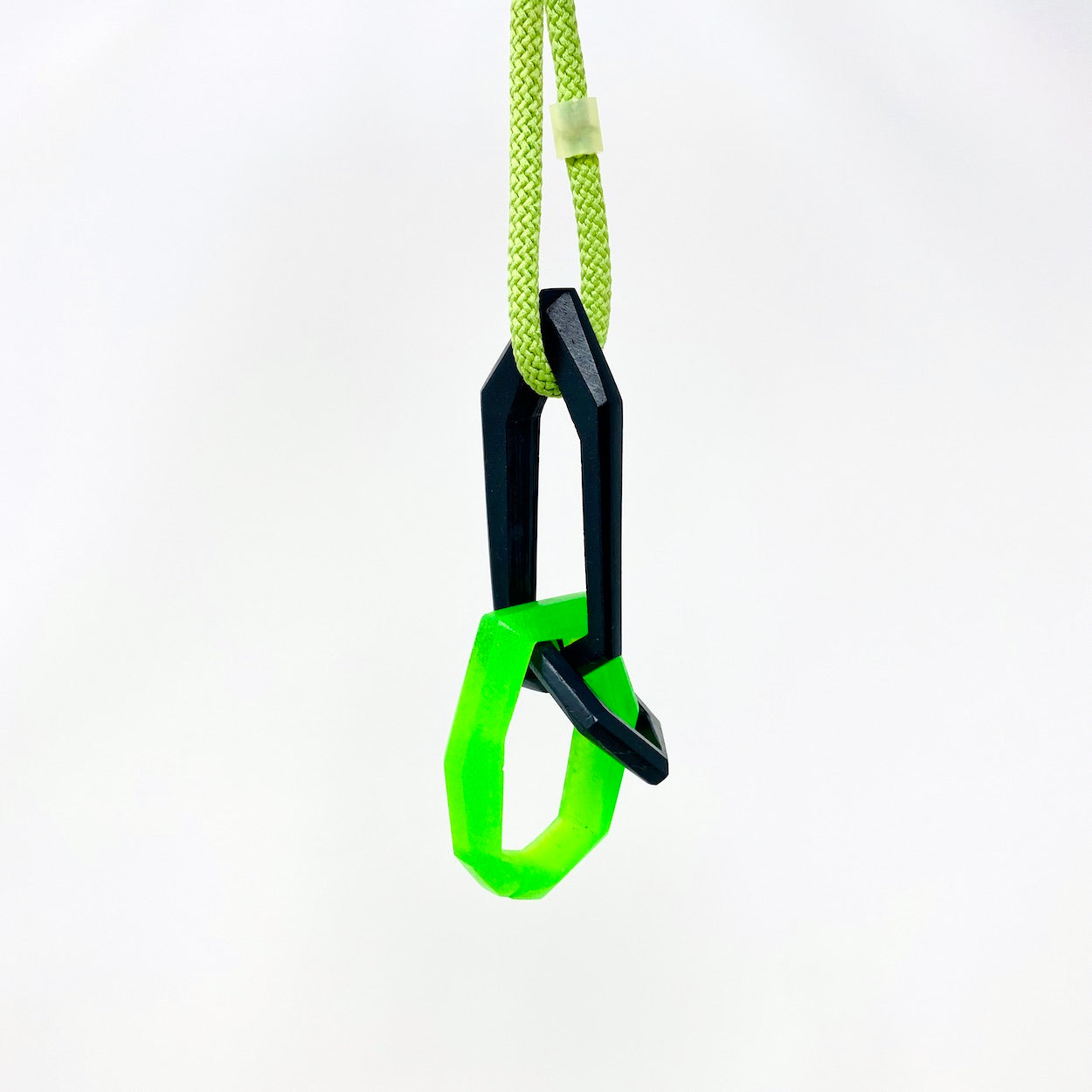 Links Pendant, green and black